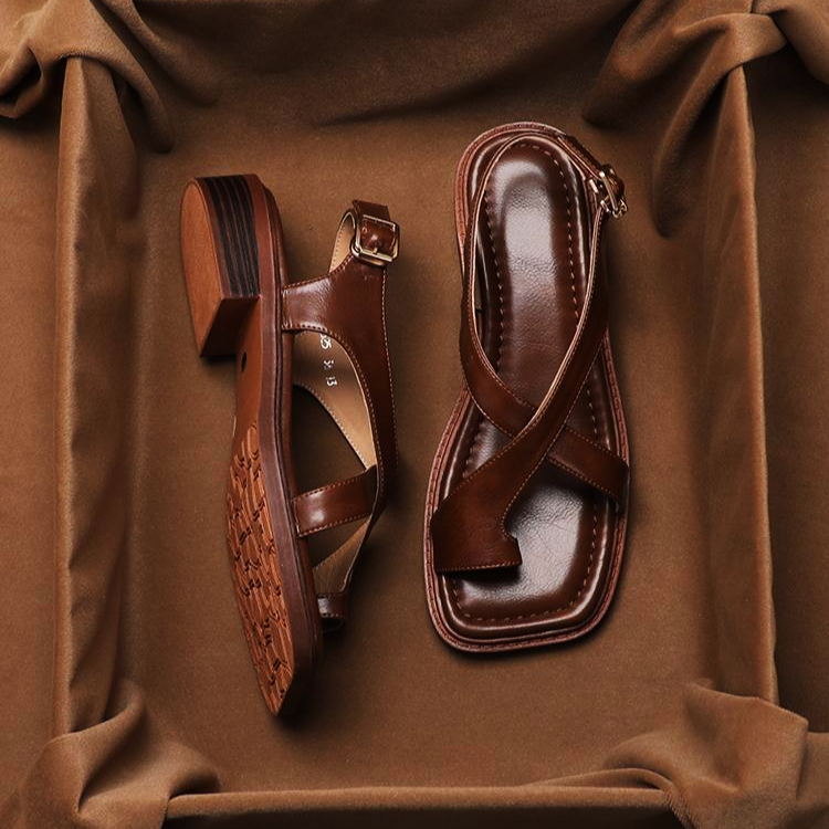 ITALIAN LEATHER CROSS SANDALS